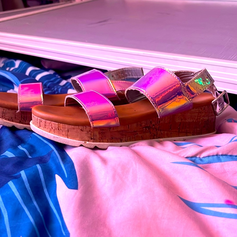 Selling Steve Madden cute high shoes